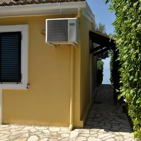 New Era Menigos Houses * Glyfada (Corfu)